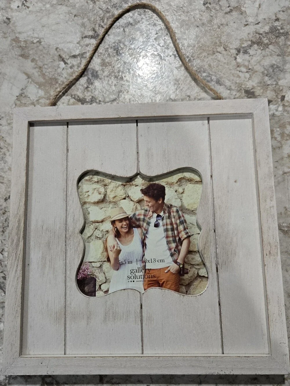 Whitewashed Wooden Hanging Photo Frame - 5x5 in